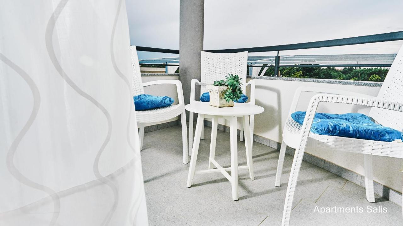 Salis Apartments Vrsi Luaran gambar