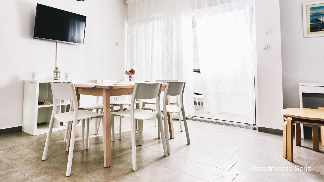Salis Apartments Vrsi Luaran gambar