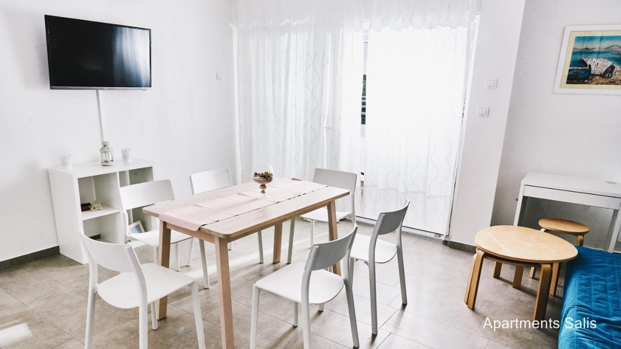 Salis Apartments Vrsi Luaran gambar
